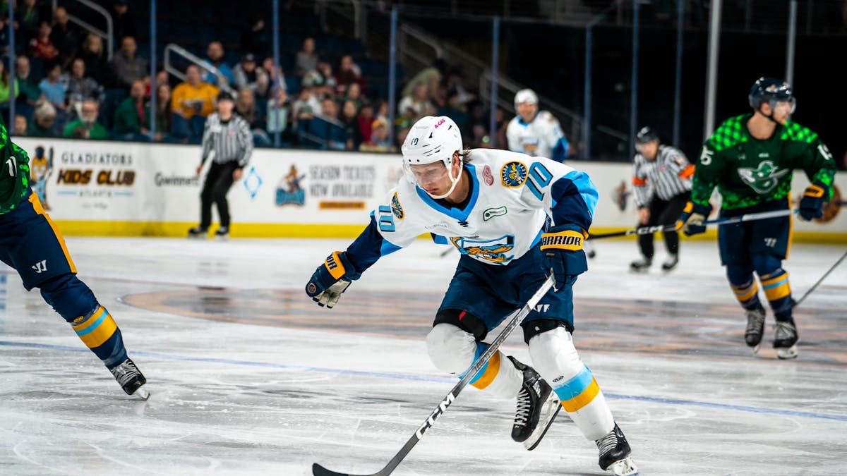 Sawchuk stays hot as Walleye slay Gladiators