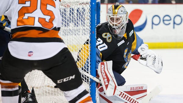 Walleye crush Komets to take 2-0 series lead