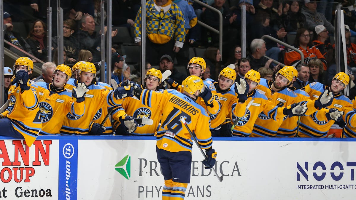 16-17-18 line dominates in win at Fort Wayne