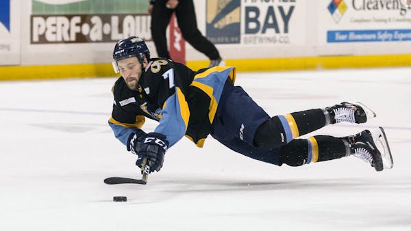 Power play shines as Walleye fall to Mavericks