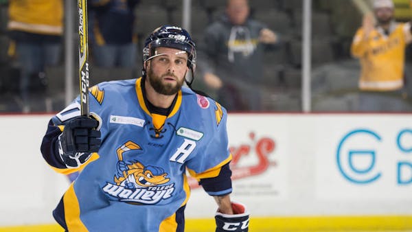 Berschbach records second straight hat trick in New Year's Eve victory