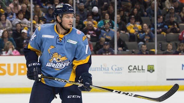 Walleye clinch playoff berth despite 2-1 OT loss