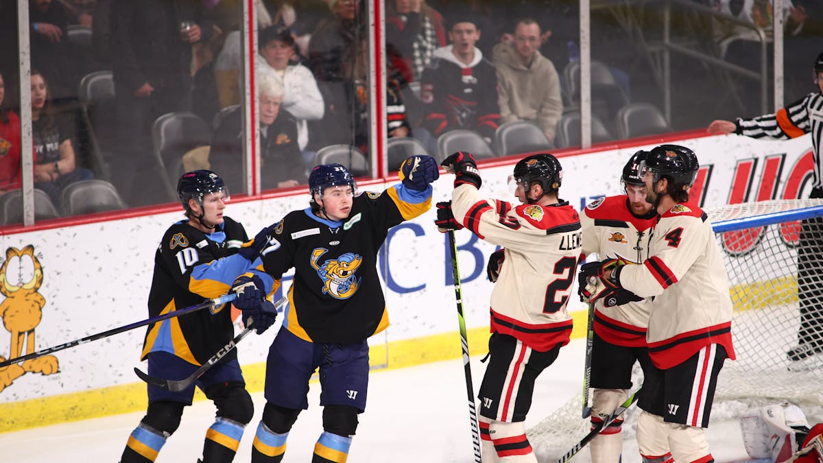Strong third period fuels comeback over Indy