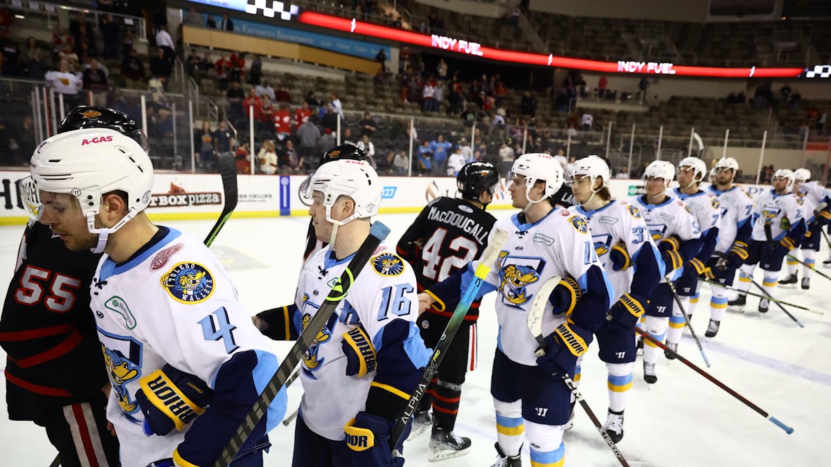 Third period rally leads to series sweep over Indy