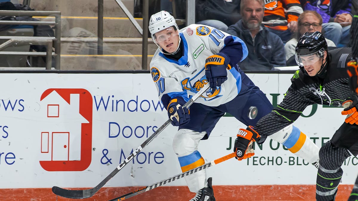 Sawchuk sends Walleye past Komets in Saturday shootout win
