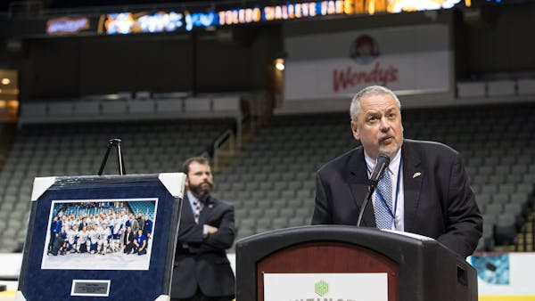 Walleye front office receive two ECHL honors