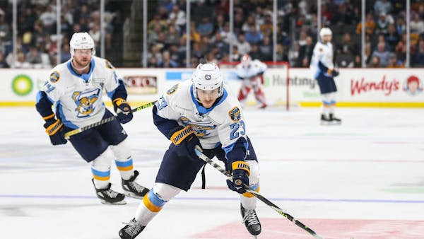 Hawkins tallies lone Walleye goal in home-opening loss to Cincinnati