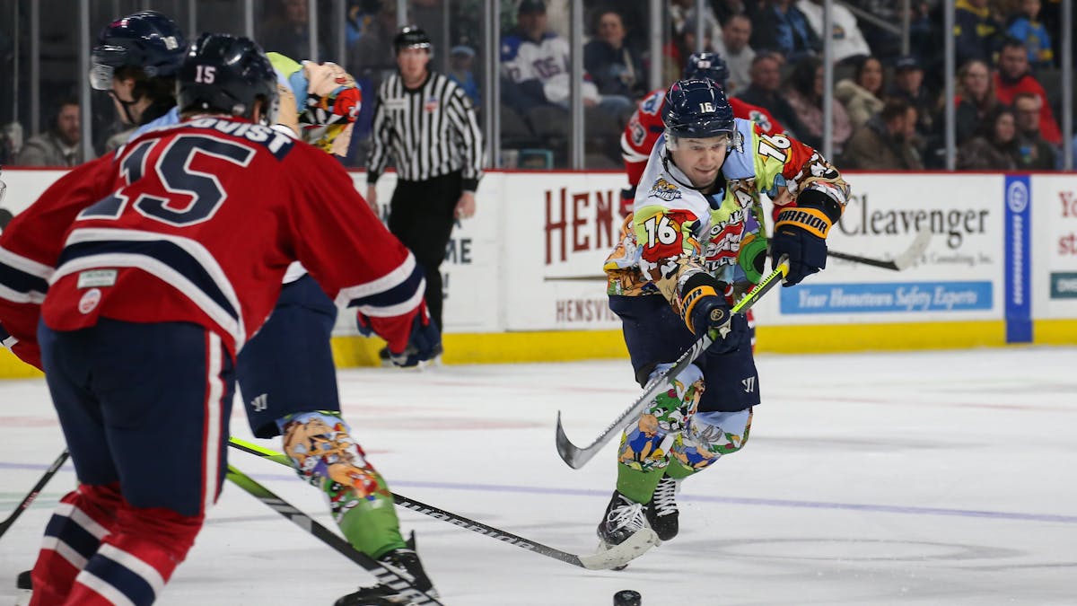 Hawkins nets 20th goal in loss to Kalamazoo