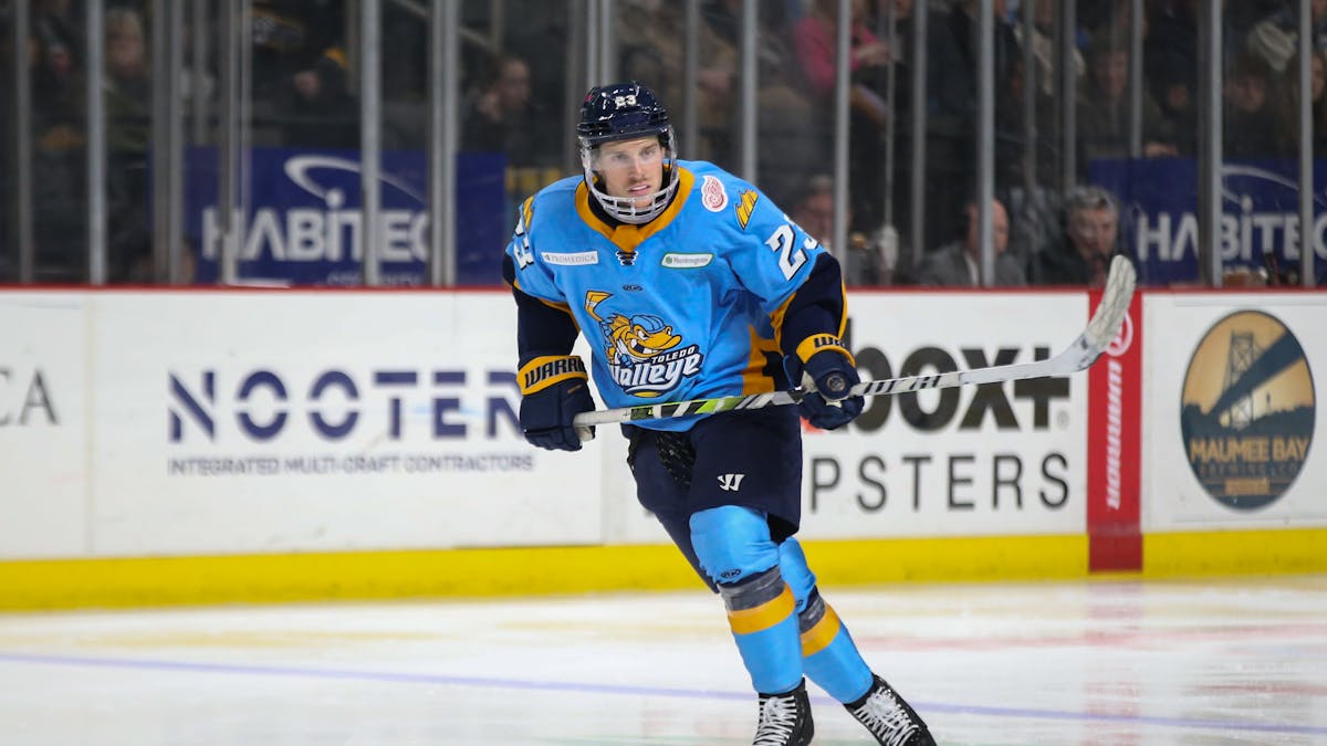 Keenan buries game-winner as Walleye beat Swamp Rabbits in overtime