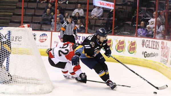 Walleye defeat Cyclones to snap road skid