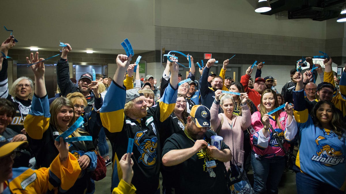 Walleye award Wishing Well grants to nine community organizations